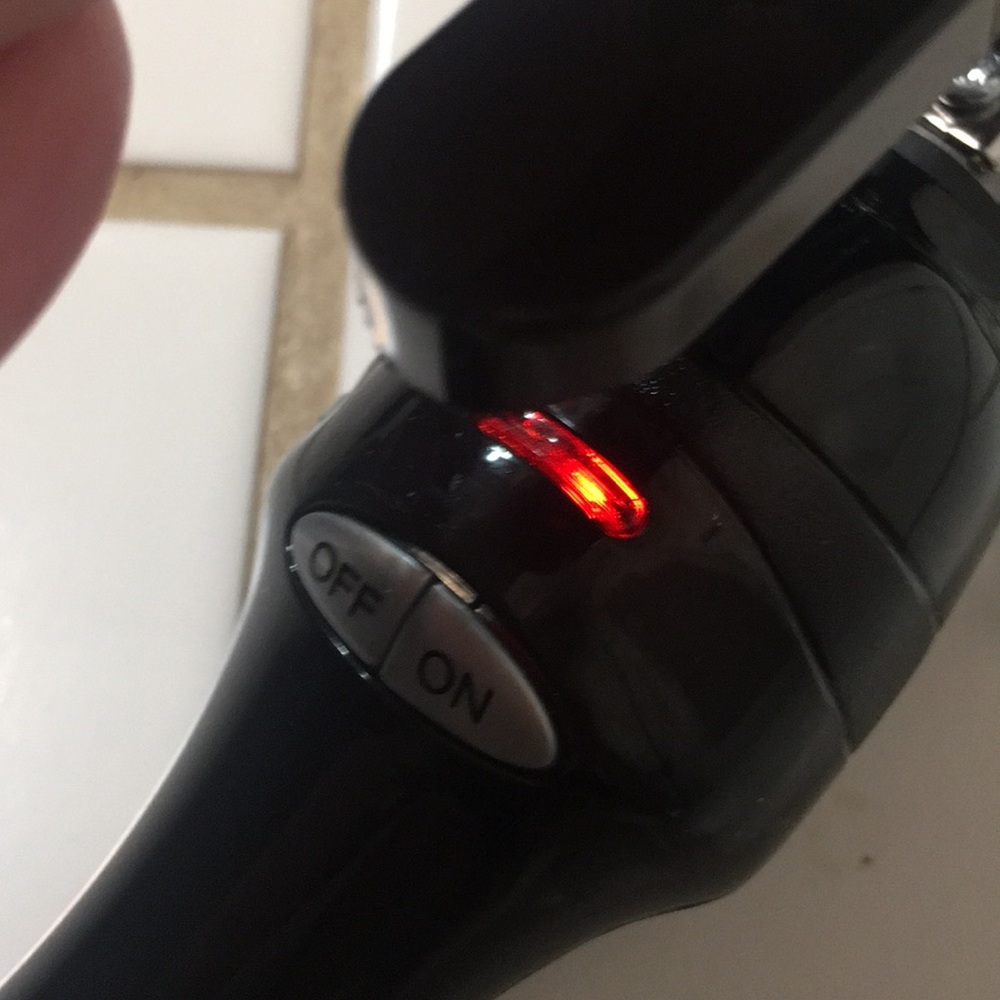 Revlon Curling Iron - Picture 2 of 5
